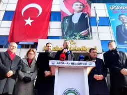 Özgür Özel: Ardahan, Doğu Ekspresi'ni Bekliyor!