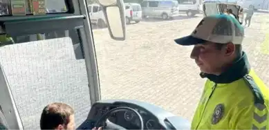Doğu Anadolu Bölgesinde Emniyet Kemeri Bilgilendirmesi