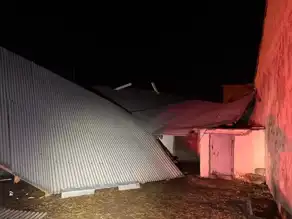 Doğu Anadolu'da Şiddetli Fırtına Hasara Neden Oldu