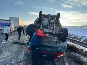 Doğu Anadolu'da Trafik Kazası: 3 Yaralı