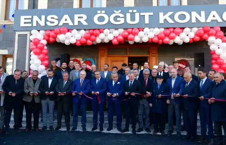 Tarihi Konağın Kapıları Açıldı